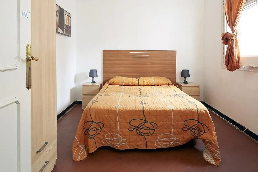 ברצלונה Blue Hostel